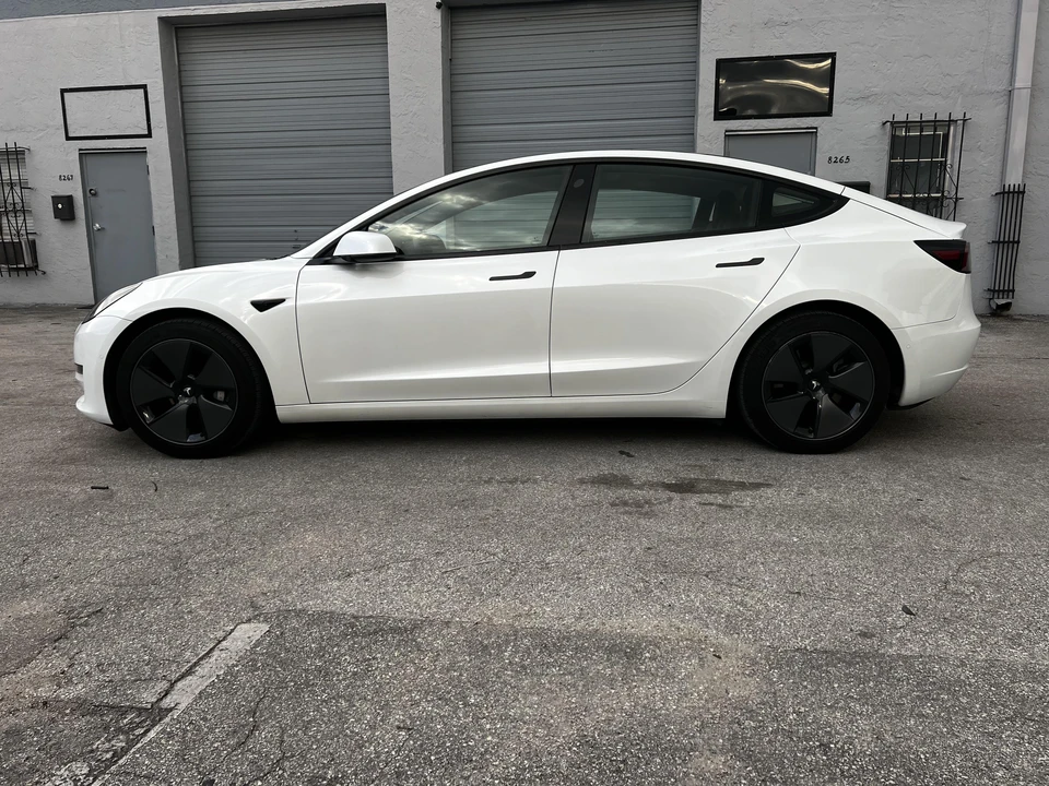 2021 Tesla Model 3 - Image 10 of 31