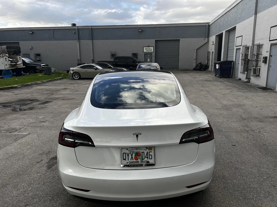2021 Tesla Model 3 - Image 13 of 31