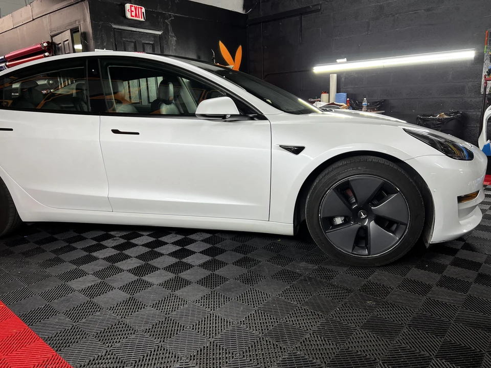 2021 Tesla Model 3 - Image 28 of 31