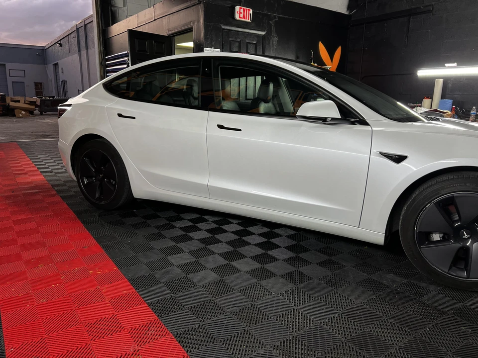 2021 Tesla Model 3 - Image 27 of 31