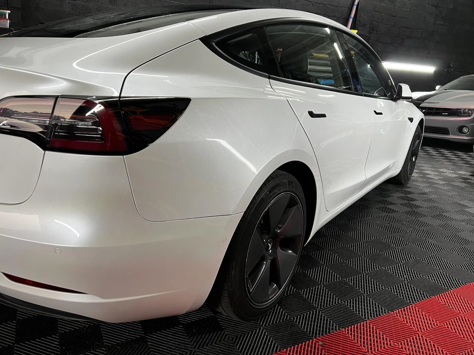 2021 Tesla Model 3 - Image 26 of 31