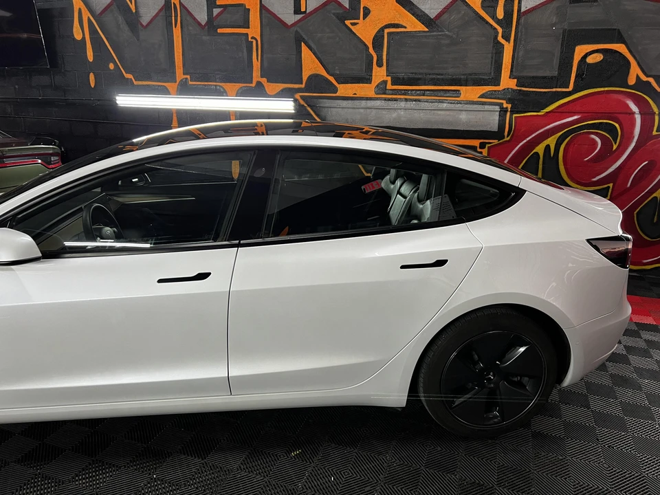 2021 Tesla Model 3 - Image 24 of 31