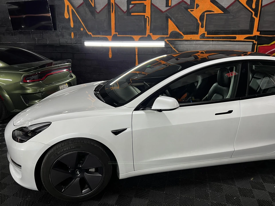 2021 Tesla Model 3 - Image 23 of 31