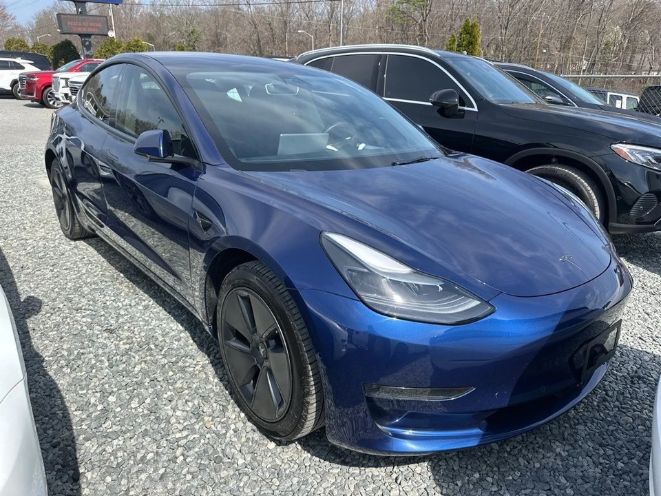2021 Tesla Model 3 - Image 2 of 6