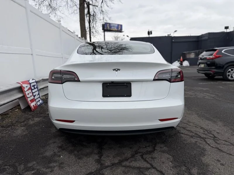 2021 Tesla Model 3 - Image 6 of 12