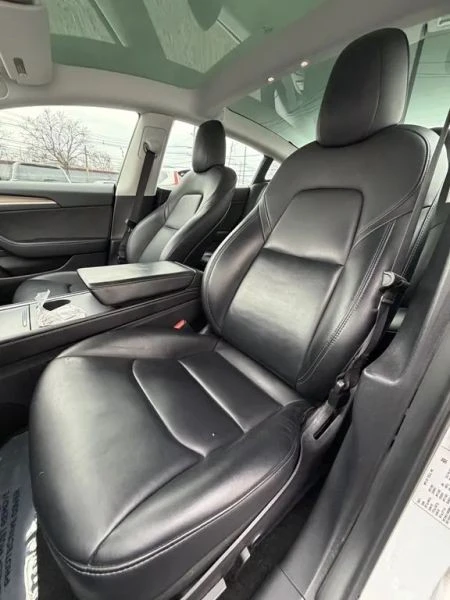 2021 Tesla Model 3 - Image 9 of 12