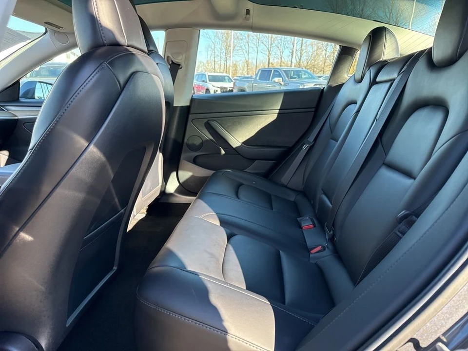 2021 Tesla Model 3 - Image 11 of 12
