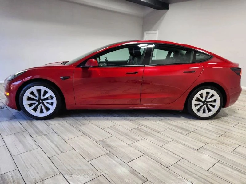 2021 Tesla Model 3 - Image 2 of 12