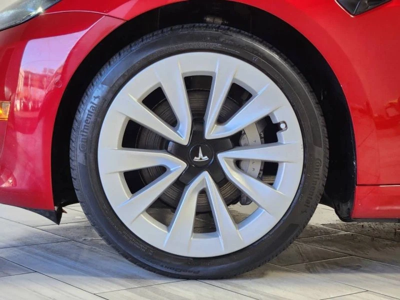 2021 Tesla Model 3 - Image 9 of 12