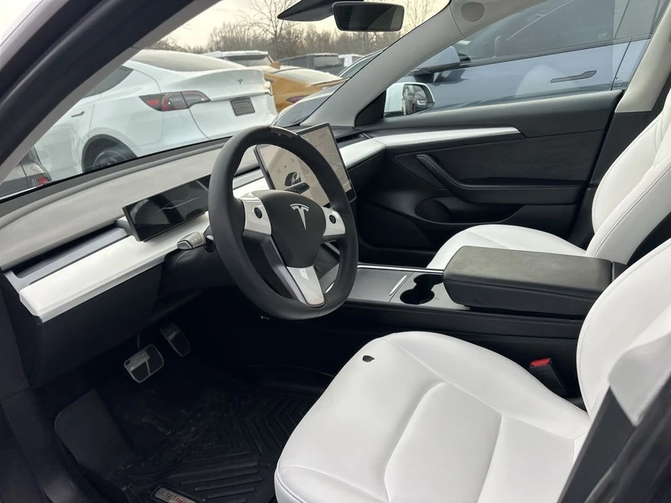 2021 Tesla Model 3 - Image 3 of 6