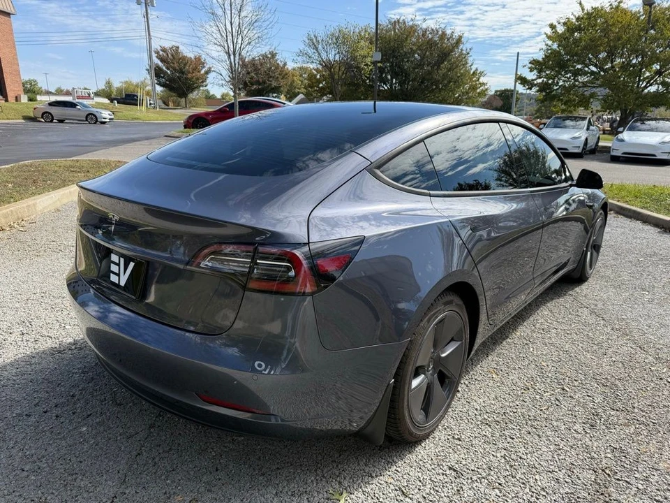 2021 Tesla Model 3 - Image 4 of 11