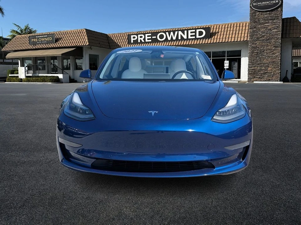 2021 Tesla Model 3 - Image 2 of 21