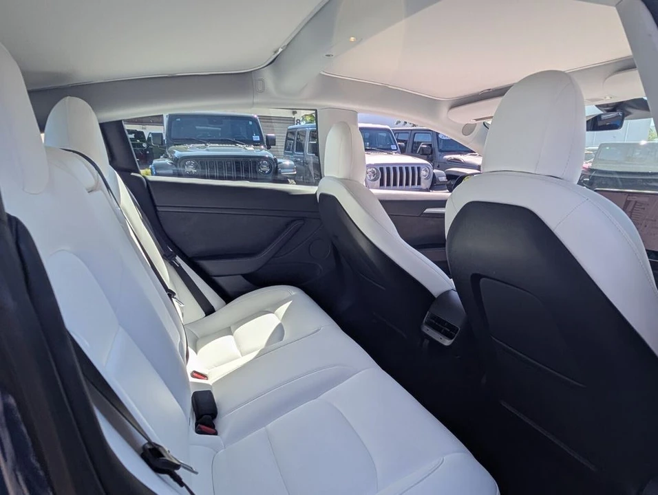 2021 Tesla Model 3 - Image 15 of 21