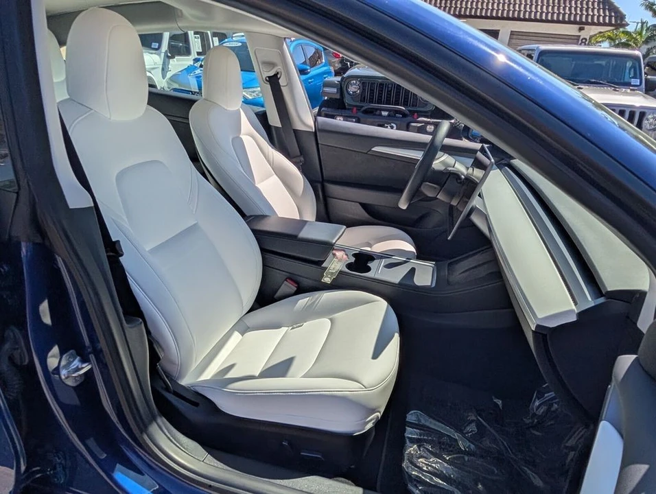 2021 Tesla Model 3 - Image 17 of 21