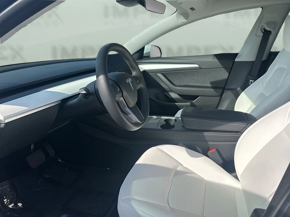 2021 Tesla Model 3 - Image 9 of 12