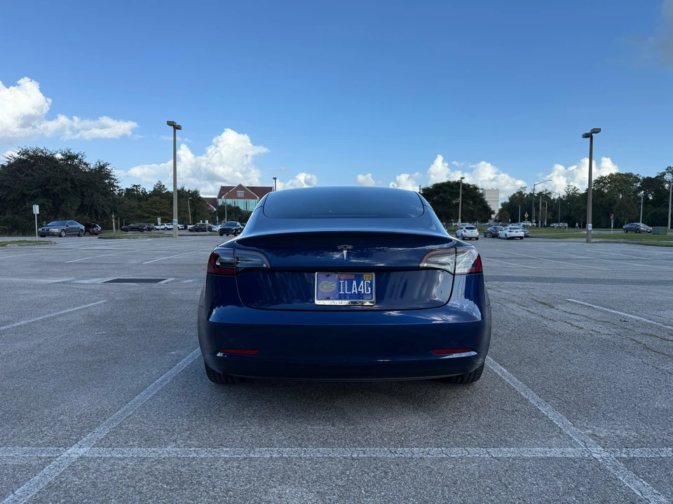 2021 Tesla Model 3 - Image 8 of 31