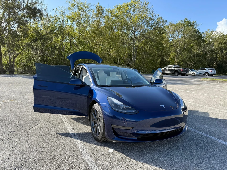 2021 Tesla Model 3 - Image 17 of 31