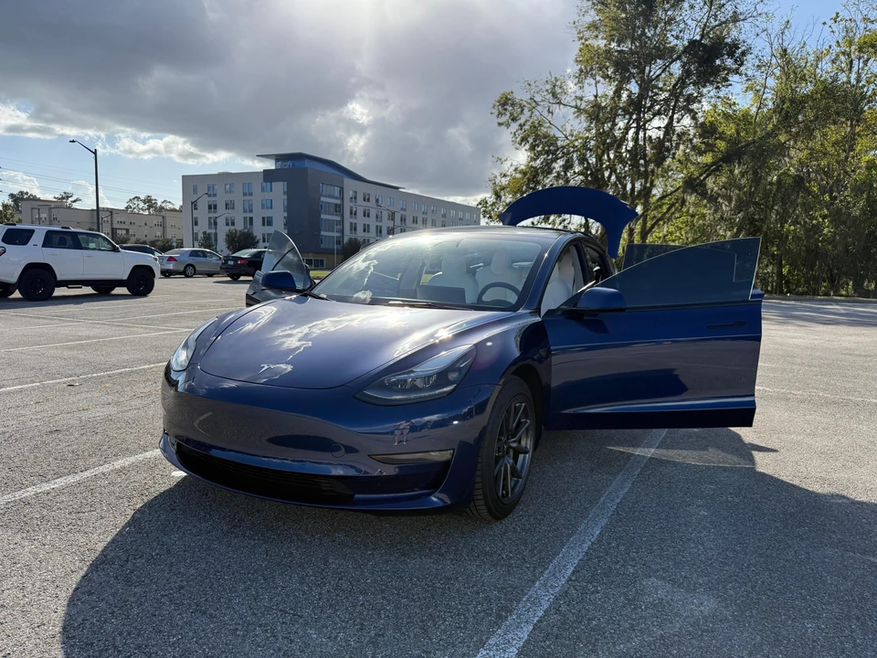 2021 Tesla Model 3 - Image 13 of 31