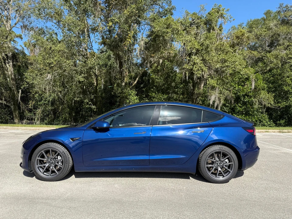 2021 Tesla Model 3 - Image 7 of 31