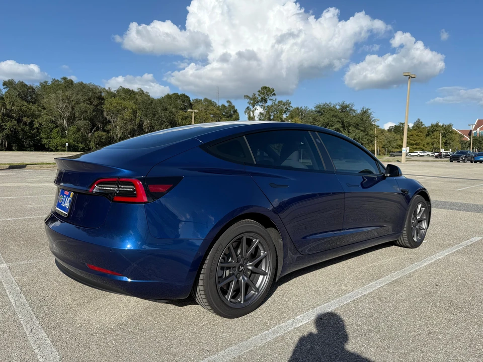 2021 Tesla Model 3 - Image 10 of 31