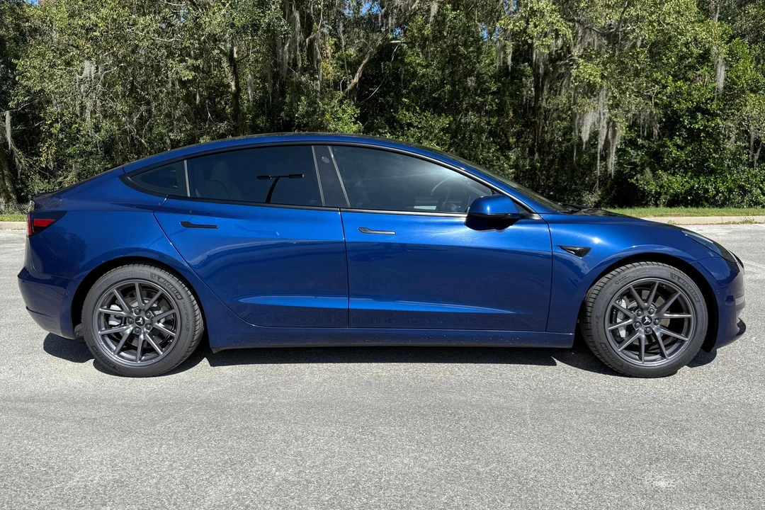 2021 Tesla Model 3 - Image 3 of 31