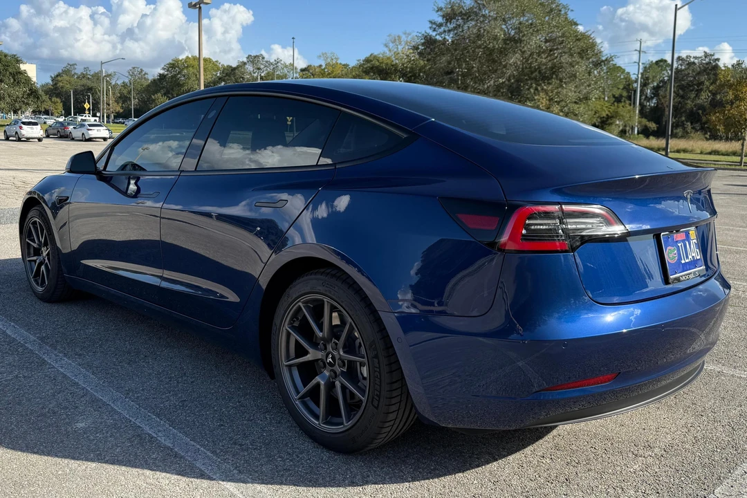 2021 Tesla Model 3 - Image 4 of 31