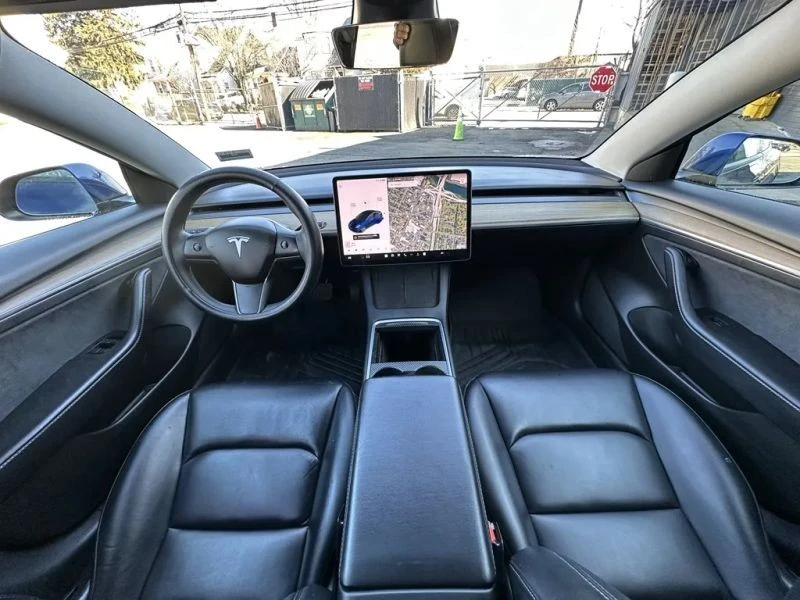 2021 Tesla Model 3 - Image 9 of 12