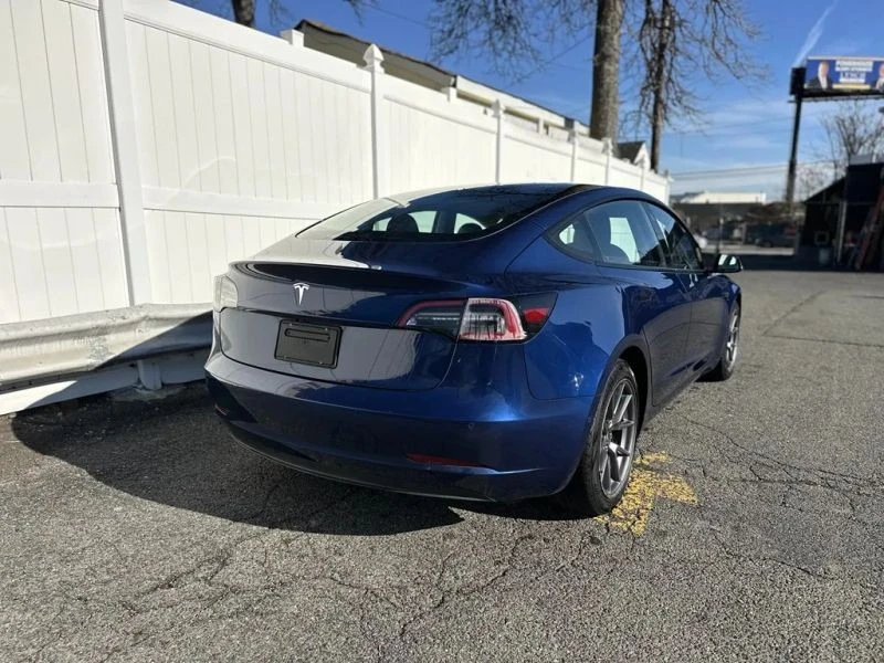 2021 Tesla Model 3 - Image 7 of 12