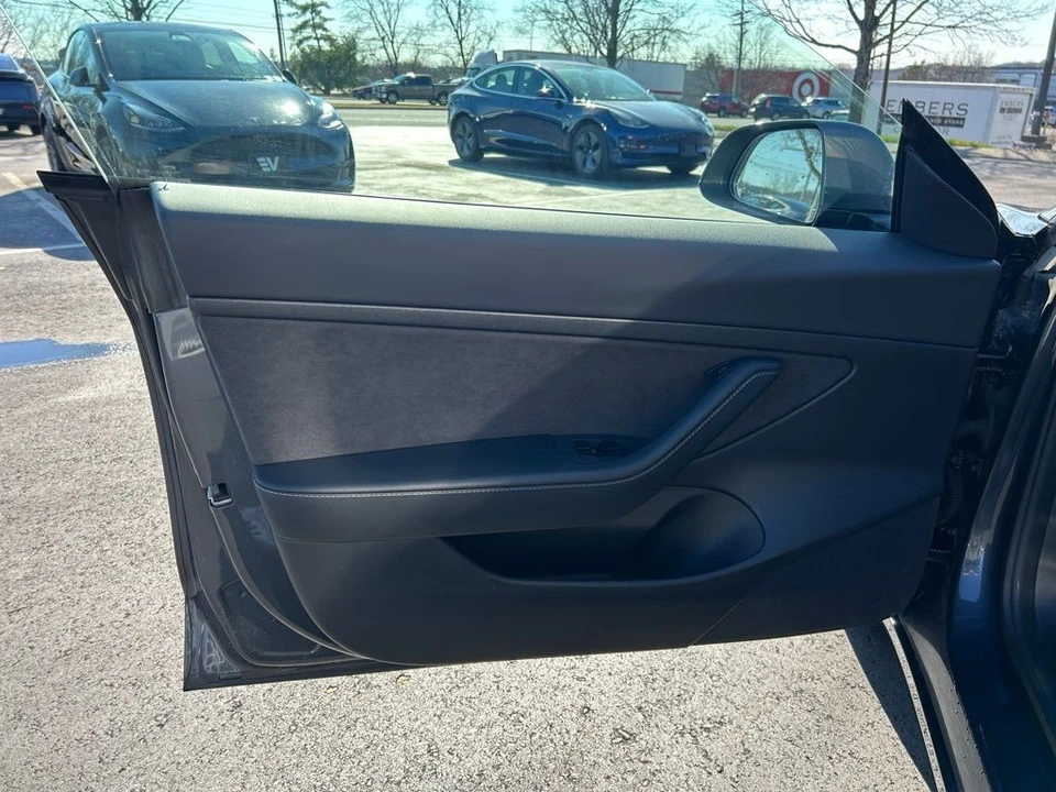 2021 Tesla Model 3 - Image 14 of 17