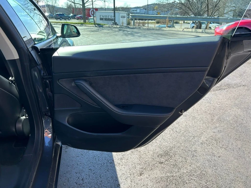 2021 Tesla Model 3 - Image 8 of 17