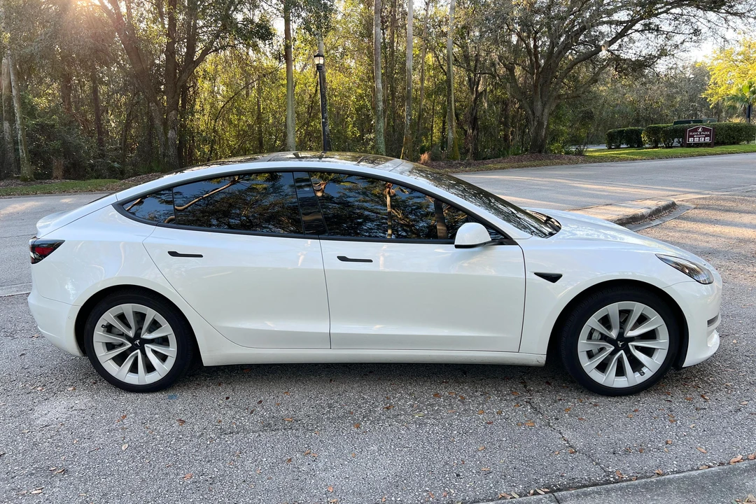 2021 Tesla Model 3 - Image 3 of 31
