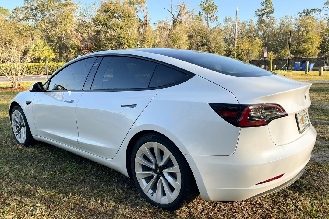 2021 Tesla Model 3 - Image 4 of 31