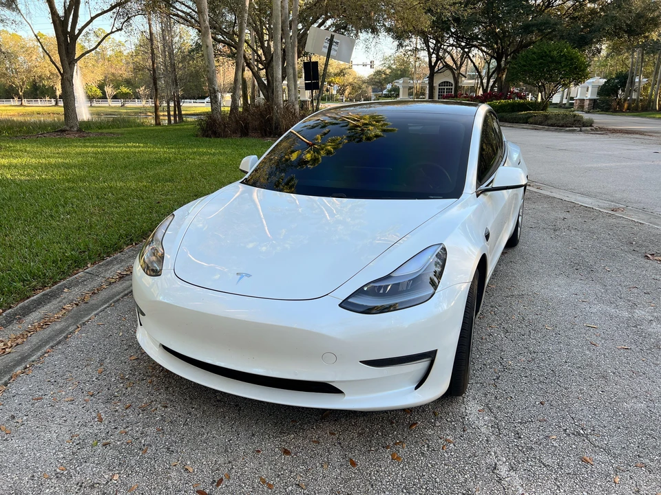 2021 Tesla Model 3 - Image 8 of 31