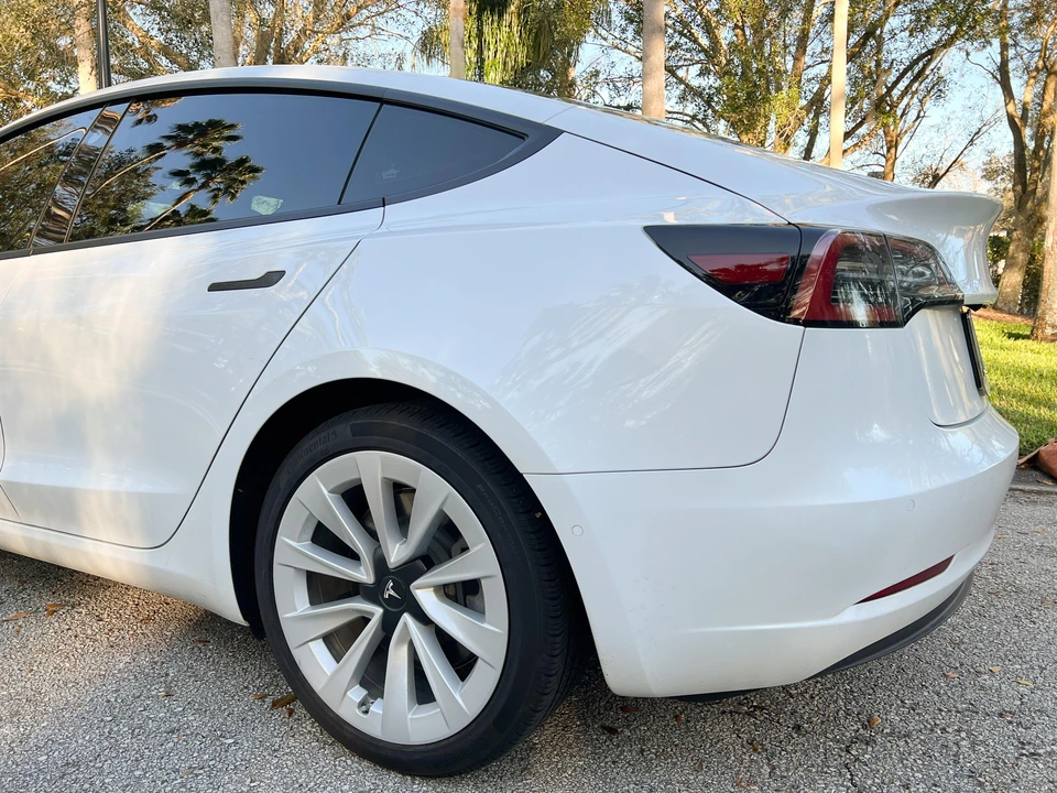 2021 Tesla Model 3 - Image 26 of 31