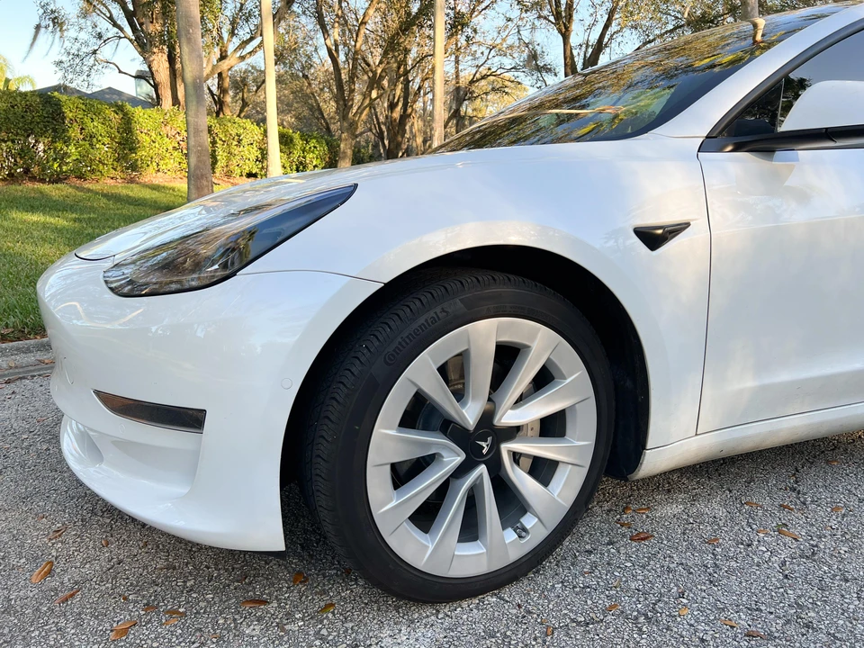 2021 Tesla Model 3 - Image 21 of 31
