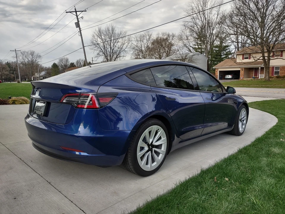 2021 Tesla Model 3 - Image 23 of 31