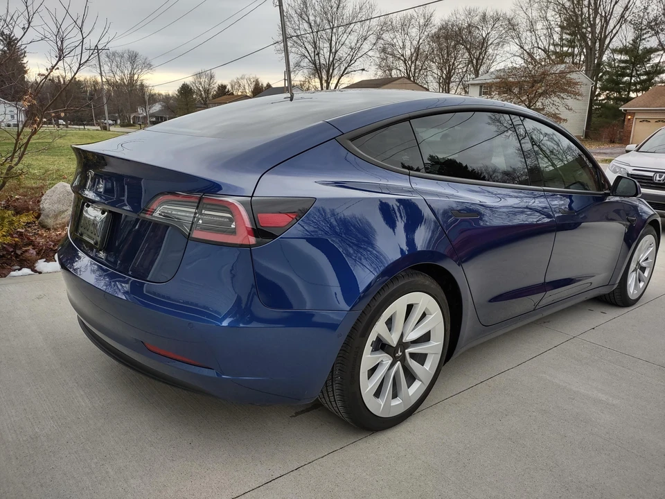 2021 Tesla Model 3 - Image 24 of 31