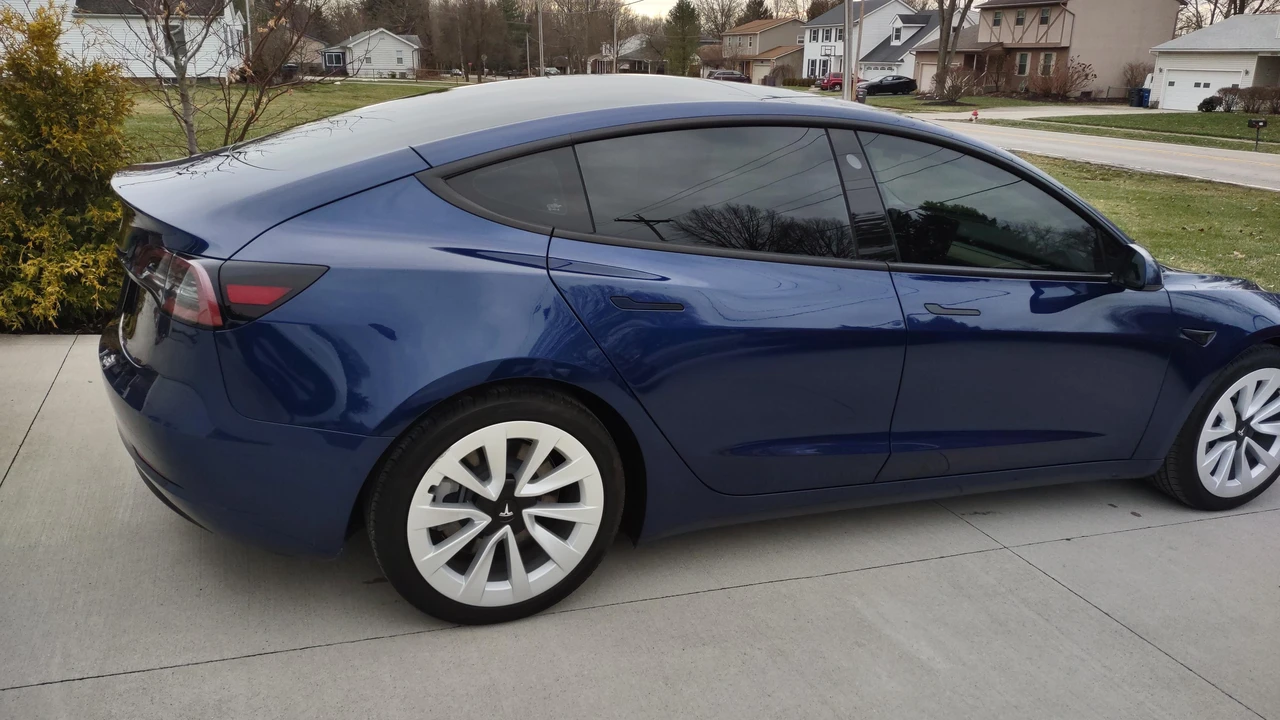 2021 Tesla Model 3 - Image 26 of 31