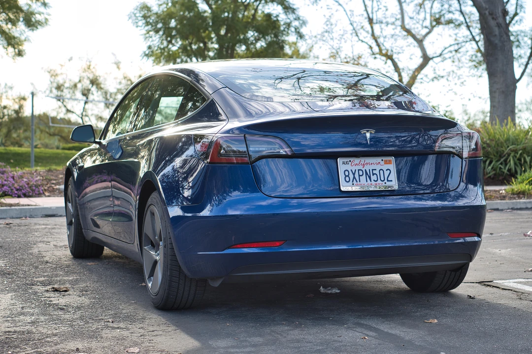 2021 Tesla Model 3 - Image 9 of 31