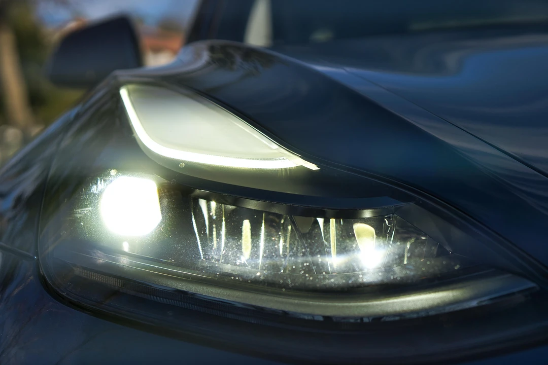 2021 Tesla Model 3 - Image 13 of 31