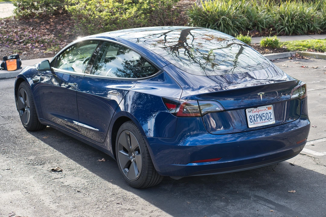 2021 Tesla Model 3 - Image 8 of 31
