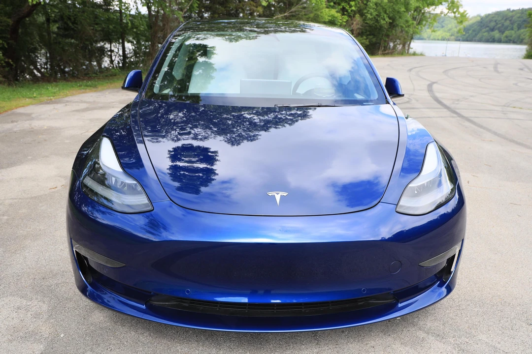 2021 Tesla Model 3 - Image 2 of 7