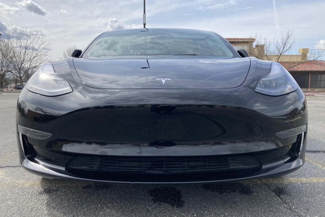 2021 Tesla Model 3 - Image 2 of 31