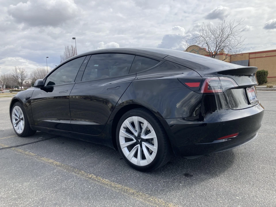 2021 Tesla Model 3 - Image 9 of 31