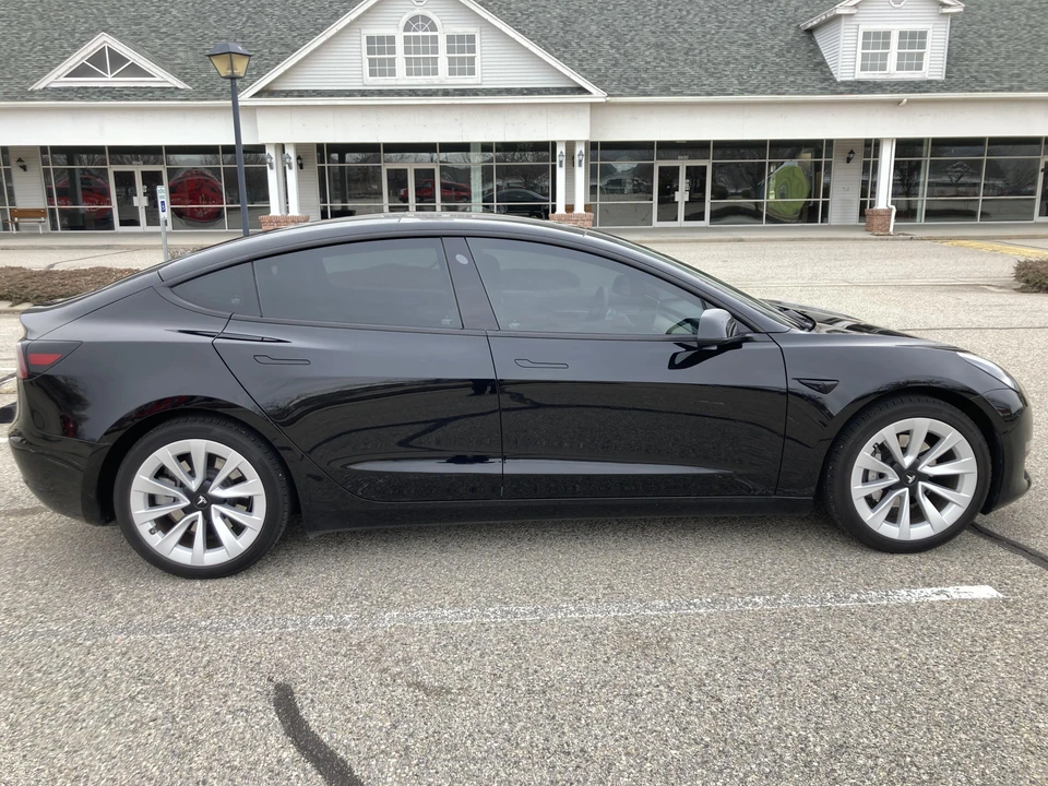 2021 Tesla Model 3 - Image 13 of 31