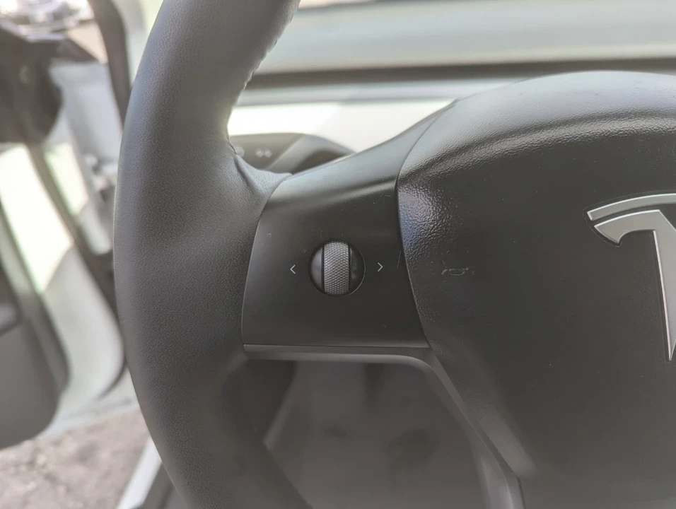 2021 Tesla Model 3 - Image 15 of 21