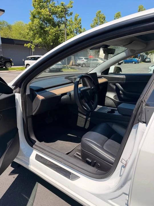 2021 Tesla Model 3 - Image 6 of 9