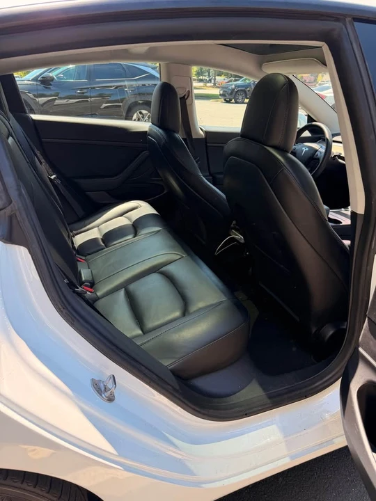 2021 Tesla Model 3 - Image 8 of 9