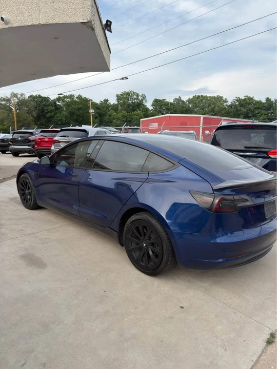 2021 Tesla Model 3 - Image 6 of 10
