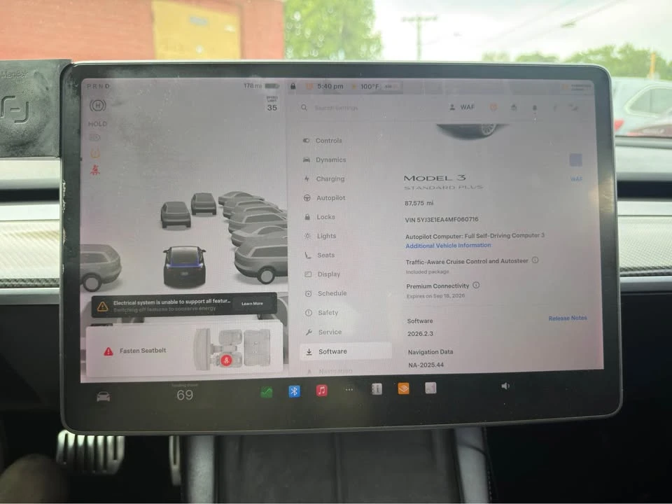 2021 Tesla Model 3 - Image 9 of 10